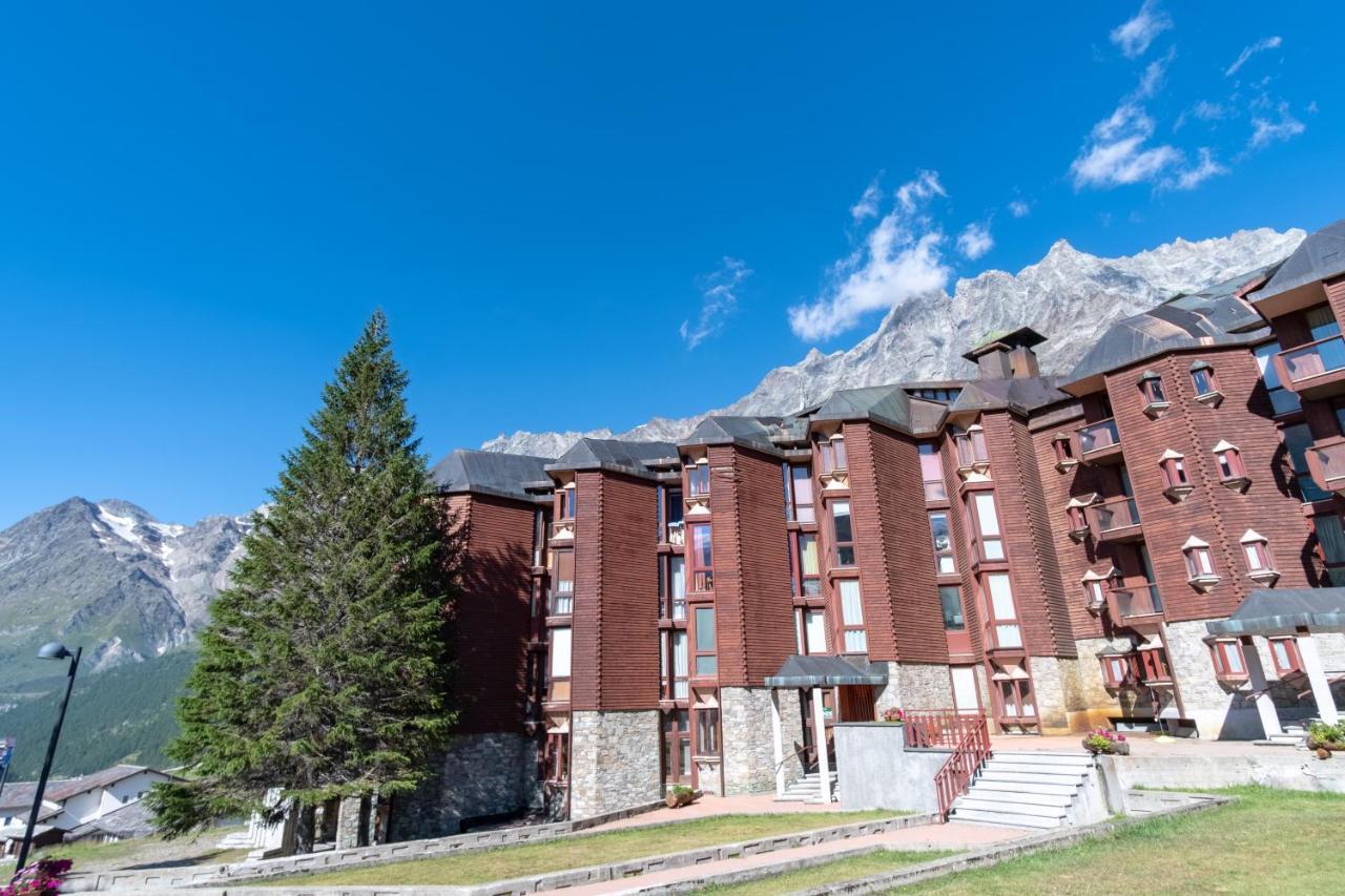 Monte Cervino Apartment As4 Breuil-Cervinia Exterior photo